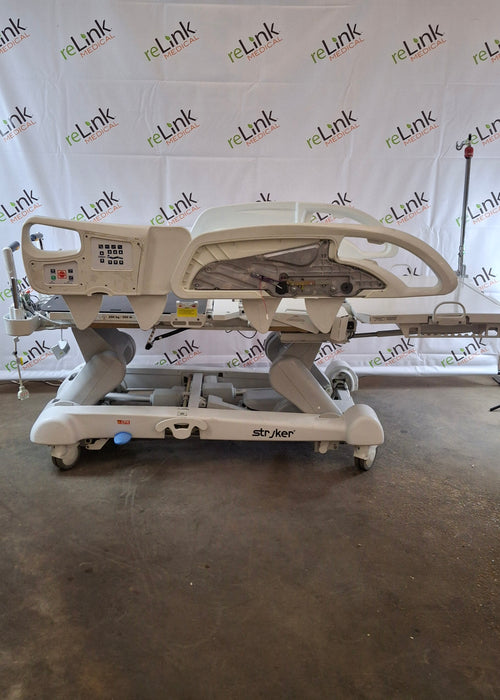 Stryker Stryker InTouch 2141 Critical Care Hospital Bed Beds & Stretchers reLink Medical