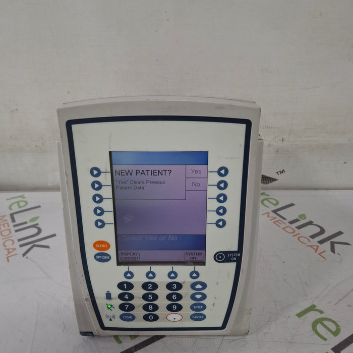 CareFusion Alaris 8015 Small Screen POC Infusion Pump