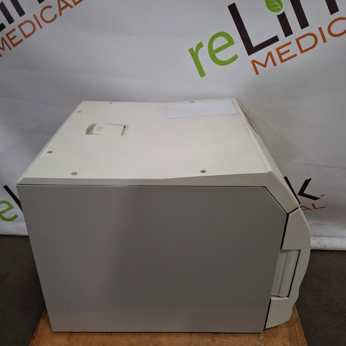 Midmark M11-022 UltraClave Autoclave Sterilizer