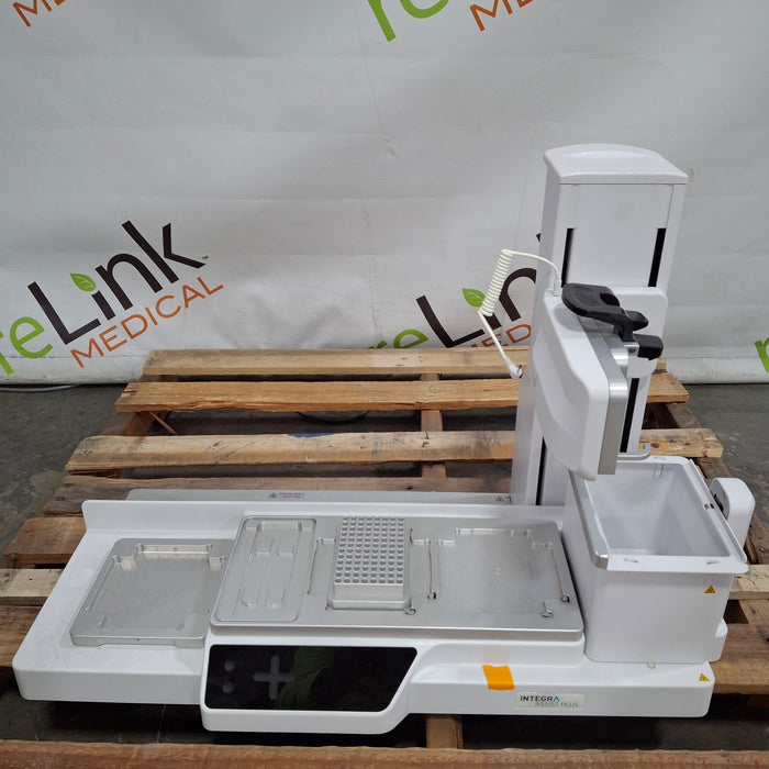 Integra Biosciences Corp Assist Plus Pipetting Robot Base