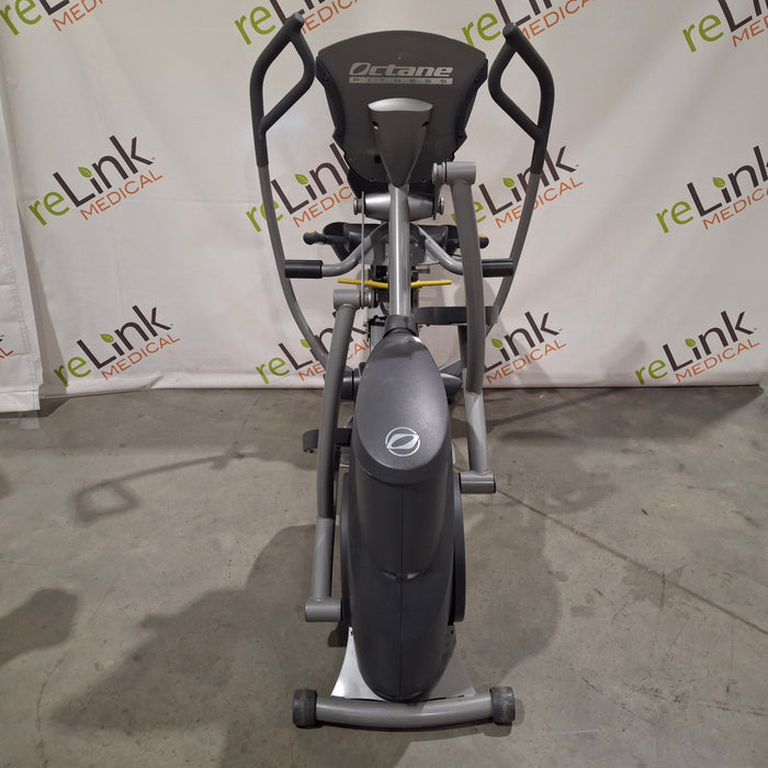 Octane XR6000 Elliptical Machine