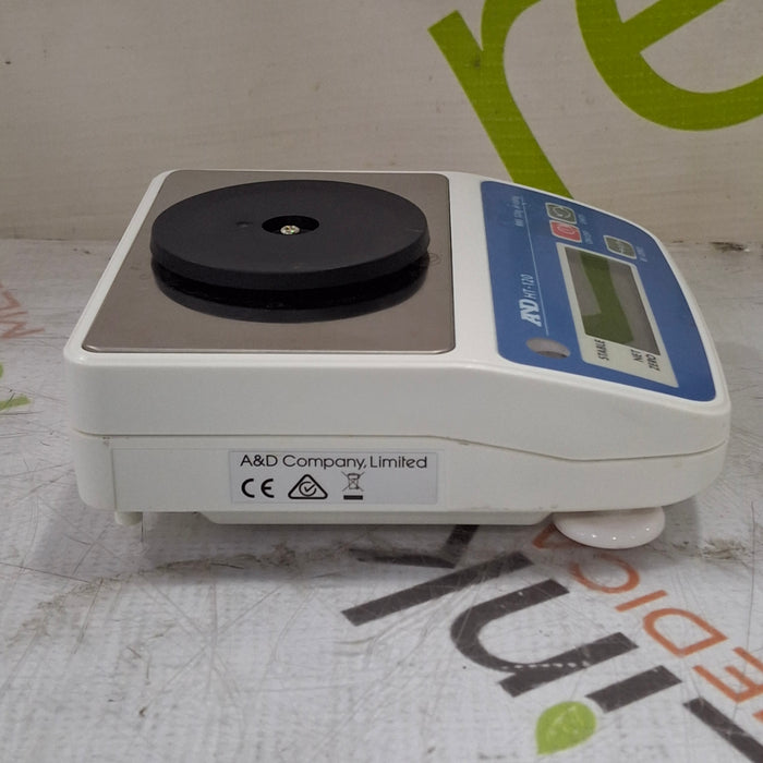 A&D A&D HT-120 Compact Scale Research Lab reLink Medical