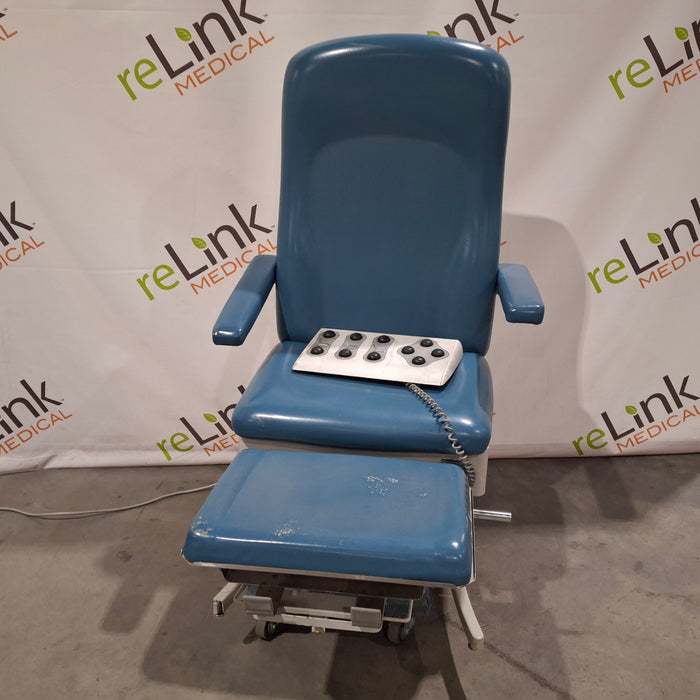 UMF Medical 5016 Procedure Chair