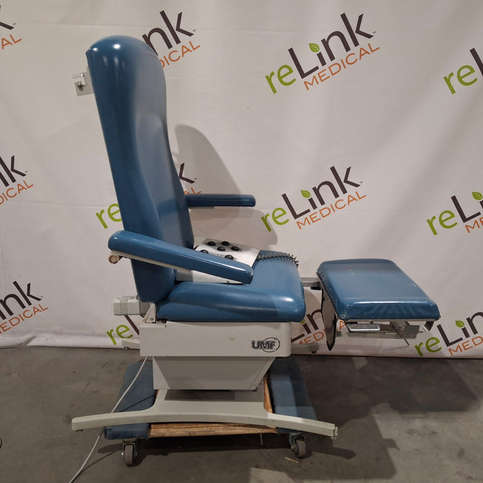 UMF Medical 5016 Procedure Chair