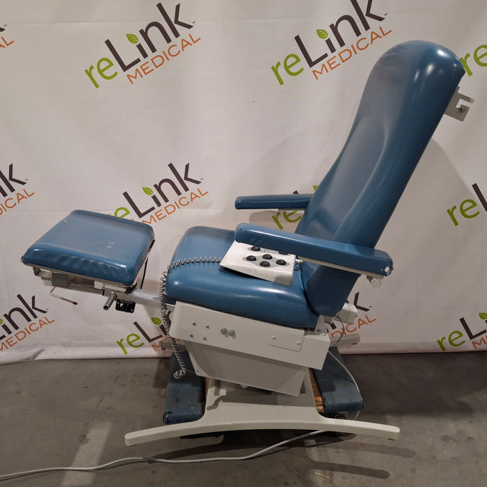 UMF Medical 5016 Procedure Chair