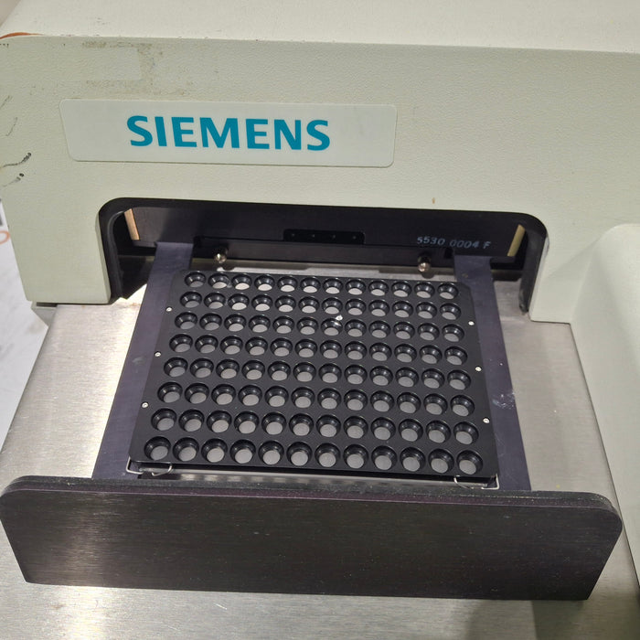 Siemens MicroScan AutoScan 4 Chemistry Analyzer