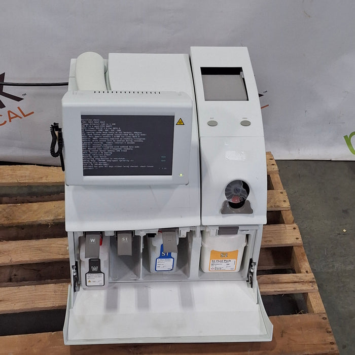 Roche Diagnostics Cobas b 221 Blood Gas Analyzer