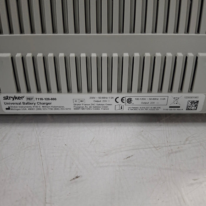 Stryker 7110-120-000 Battery Charger