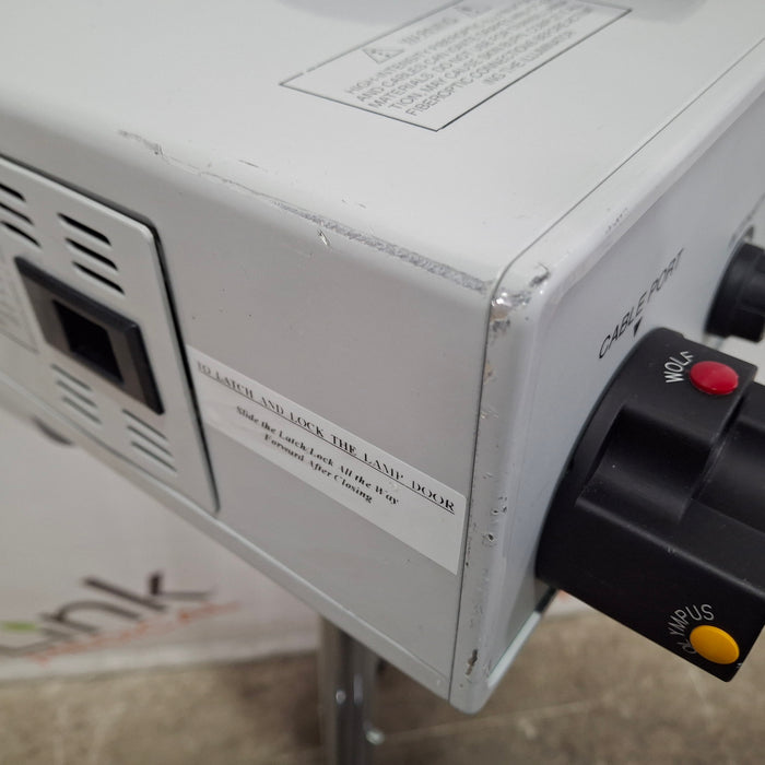 Aculux, Inc. Aculux, Inc. AX3001 Xenon Light Source Surgical Equipment reLink Medical