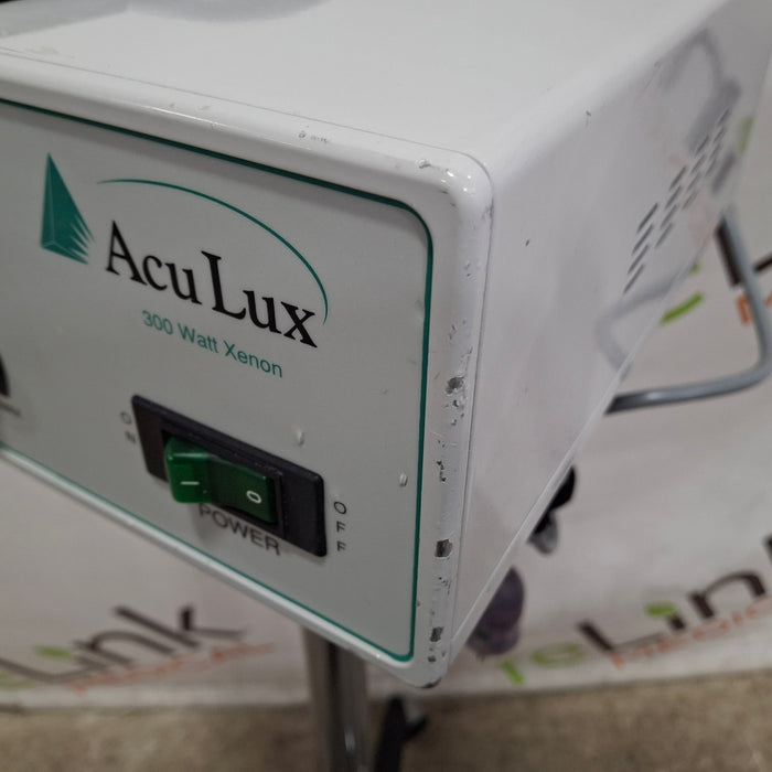 Aculux, Inc. Aculux, Inc. AX3001 Xenon Light Source Surgical Equipment reLink Medical