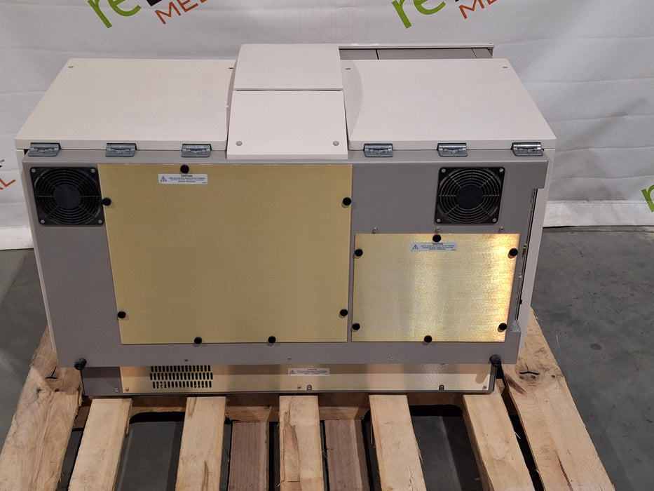 BioMerieux Vitek 2 Microbial Analyzer