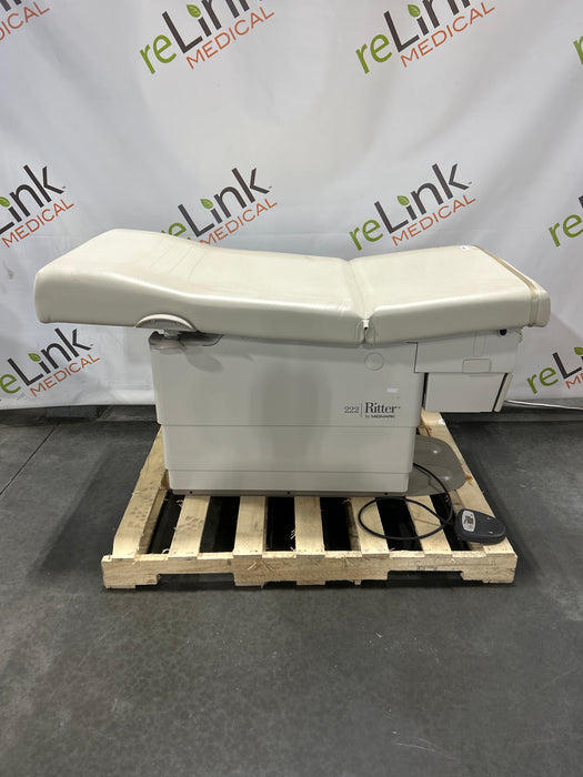 Midmark 222 Procedure Chair