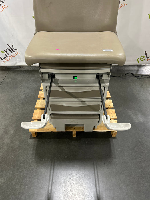 Midmark 204 Exam Table