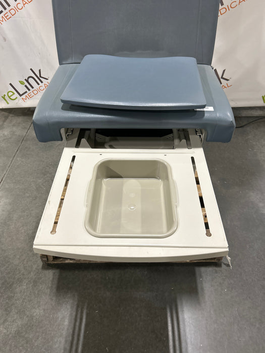 Midmark 204 Exam Table