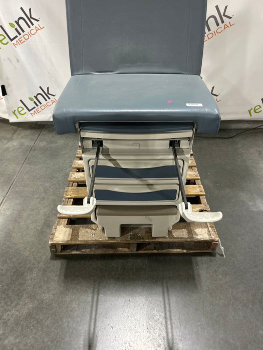 Midmark 204 Exam Table