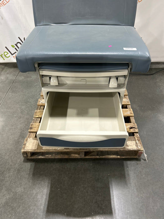 Midmark 204 Exam Table