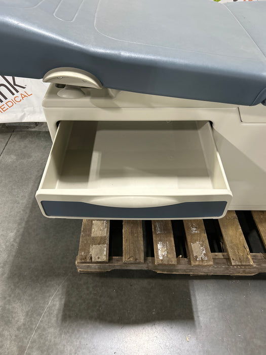 Midmark 204 Exam Table