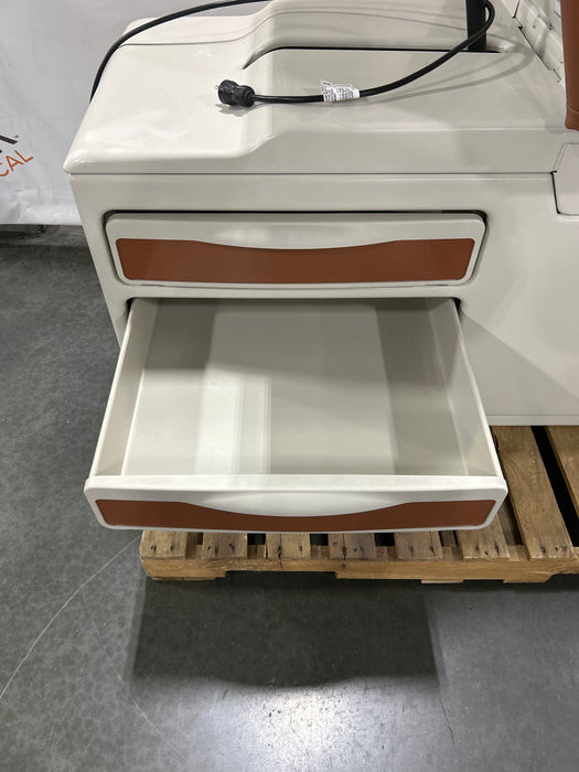 Midmark 204 Exam Table