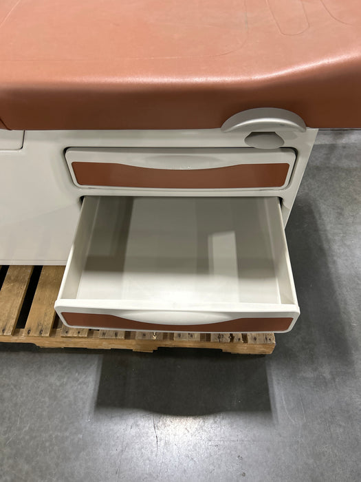 Midmark 204 Exam Table