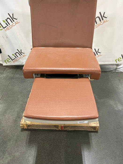 Midmark 204 Exam Table