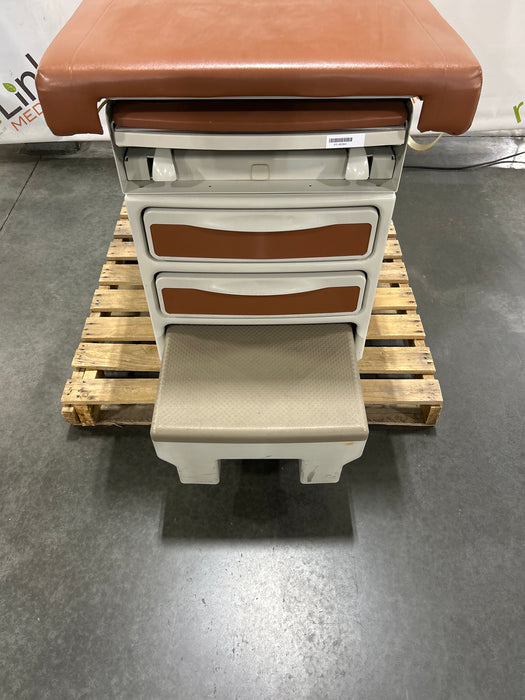 Midmark 204 Exam Table