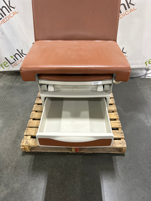 Midmark 204 Exam Table