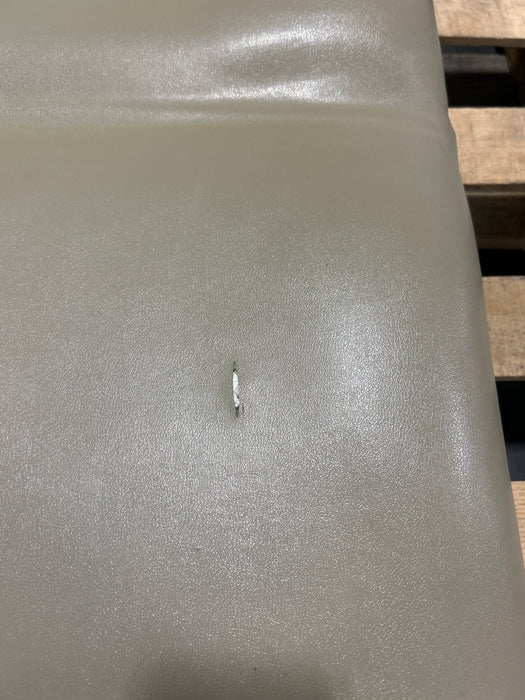 Midmark Midmark 204 Exam Table Upholstery Exam Chairs / Tables reLink Medical