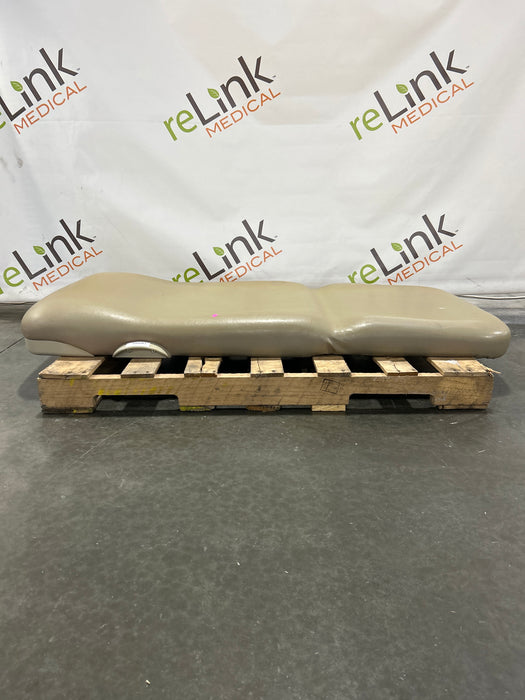 Midmark Midmark 204 Exam Table Upholstery Exam Chairs / Tables reLink Medical