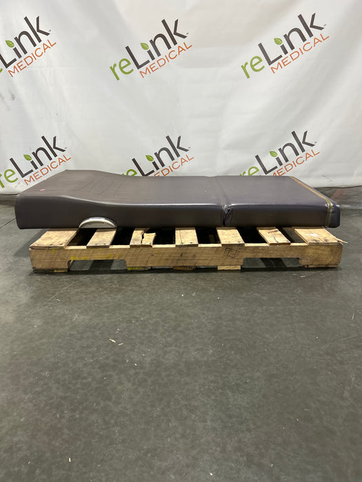 Midmark Midmark 204 Exam Table Upholstery Exam Chairs / Tables reLink Medical
