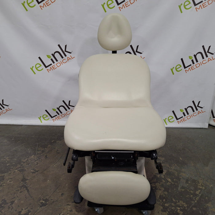 Midmark 630 Procedure Chair