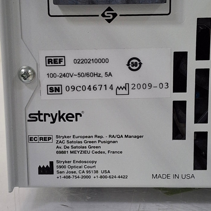 Stryker L9000 Light Source