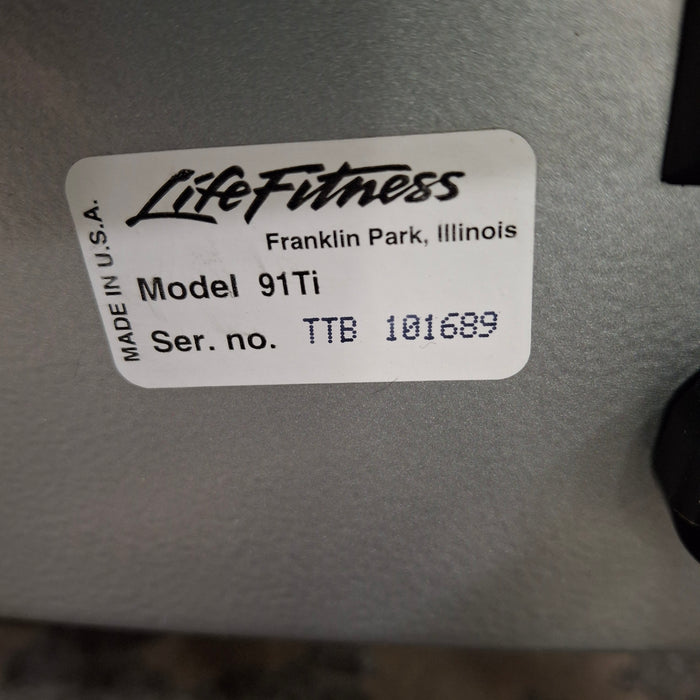 Life Fitness 91Ti Integra Series Treadmill