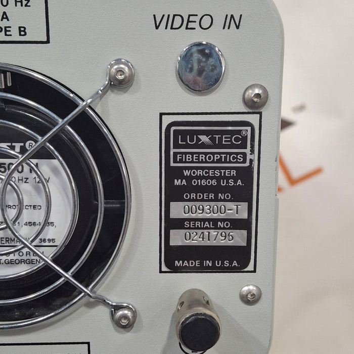 Luxtec Luxtec 9300 Xenon Series 9000 Light Source Surgical Equipment reLink Medical