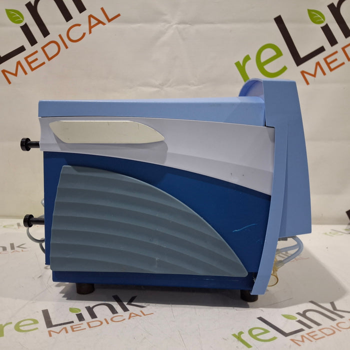 Viasys Healthcare Vela Ventilator