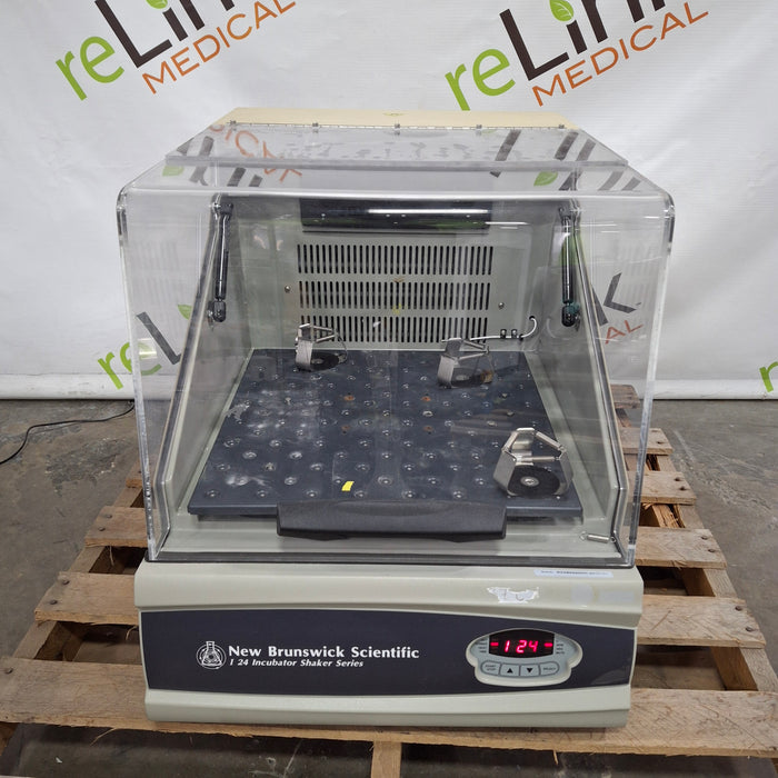 New Brunswick Scientific New Brunswick Scientific I-24 Incubator Shaker Research Lab reLink Medical