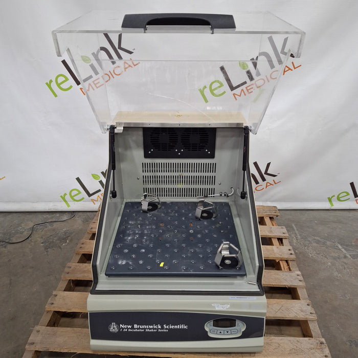 New Brunswick Scientific New Brunswick Scientific I-24 Incubator Shaker Research Lab reLink Medical