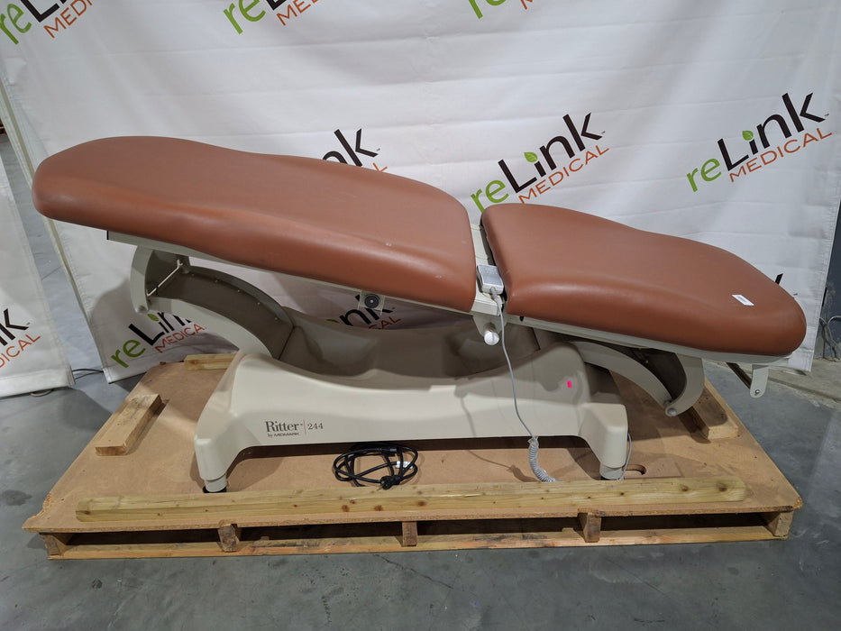 Midmark Ritter 244 Barrier-Free Examination Table
