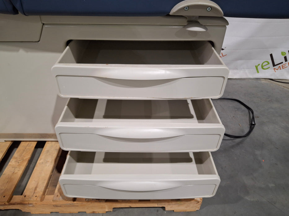 Midmark 204 Exam Table