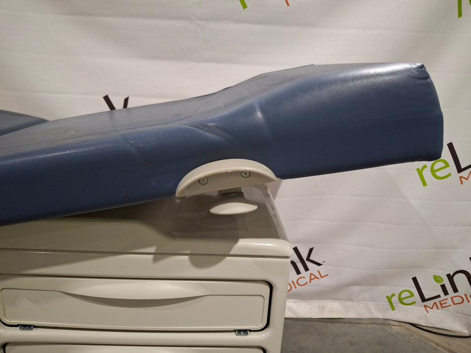 Midmark 204 Exam Table