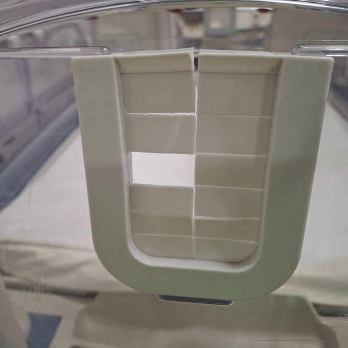 Draeger Medical Caleo Infant Incubator