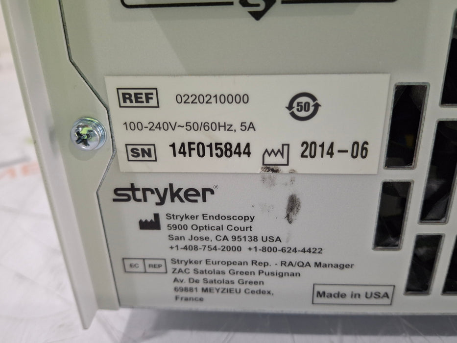 Stryker L9000 Light Source