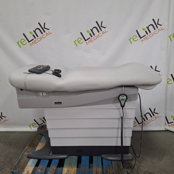 Midmark Midmark 626 Barrier-Free Power Exam Table Exam Chairs / Tables reLink Medical