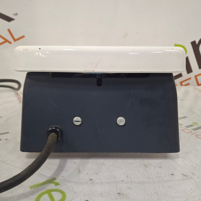 Corning Incorporated PC-351 Hot Plate/Stirrer