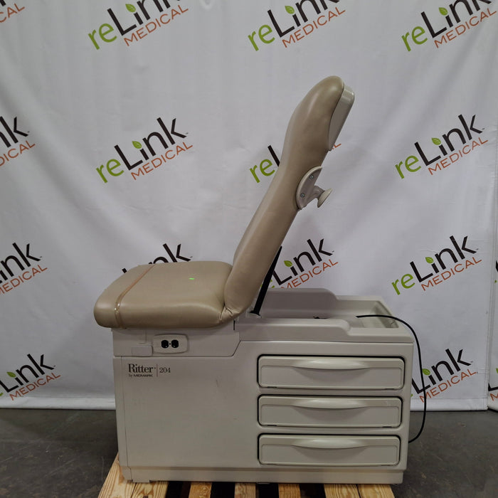 Midmark 204 Exam Table