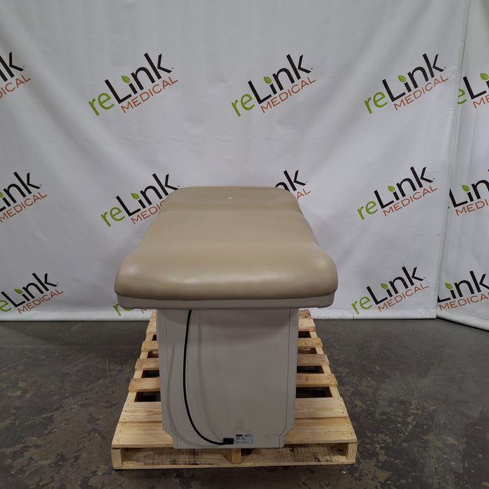 Midmark 204 Exam Table