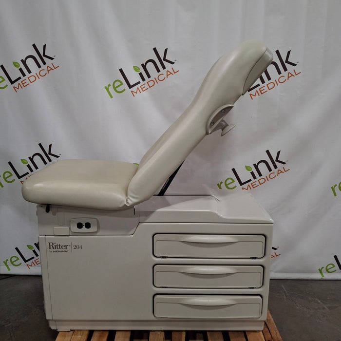 Midmark 204 Exam Table