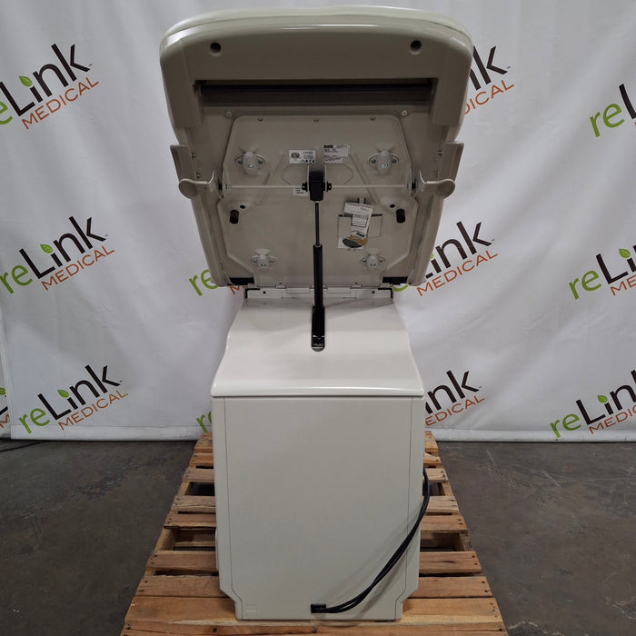 Midmark 204 Exam Table