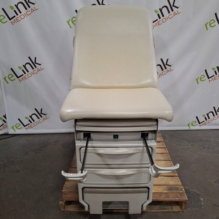 Midmark 204 Exam Table