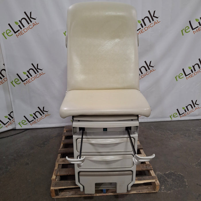 Midmark 204 Exam Table