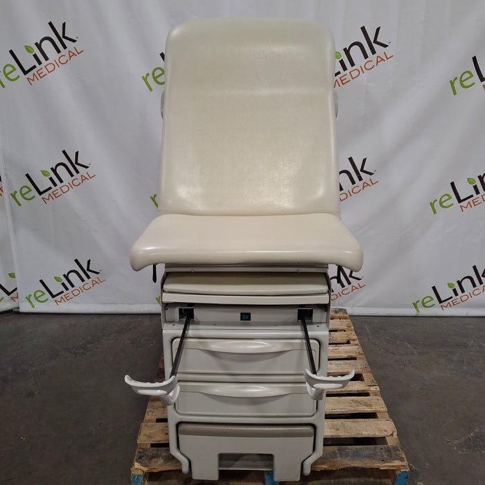 Midmark 204 Exam Table